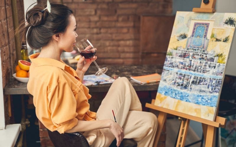 wine-painting-date-night-idea