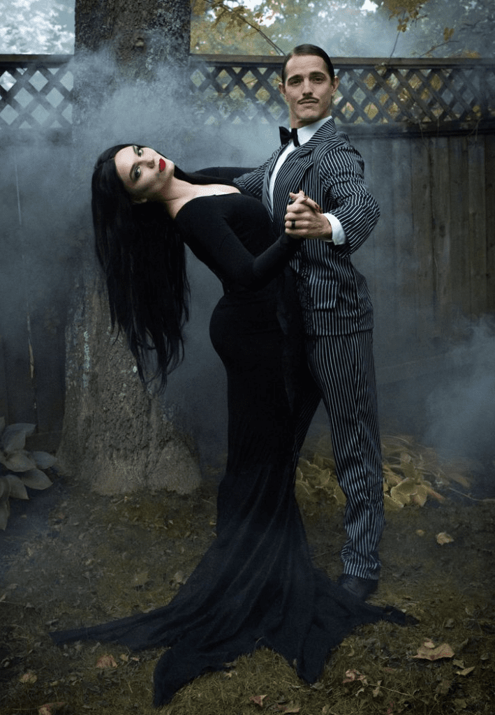 Halloween Couple Costume Ideas-The Adam Family