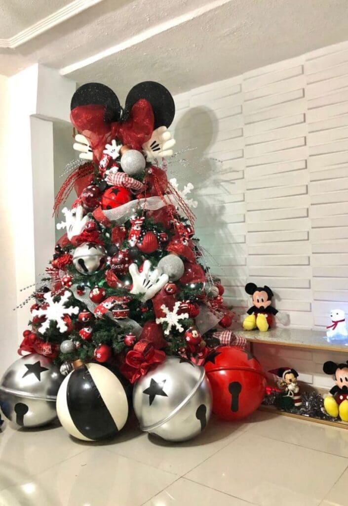 23+ Christmas Tree Decor Ideas Take Your Breath Away 37 Mickey Christmas Tree