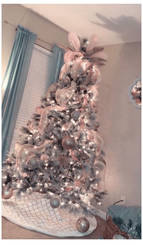 23+ Christmas Tree Decor Ideas Take Your Breath Away 38 Pink Dazzling Christmas Tree